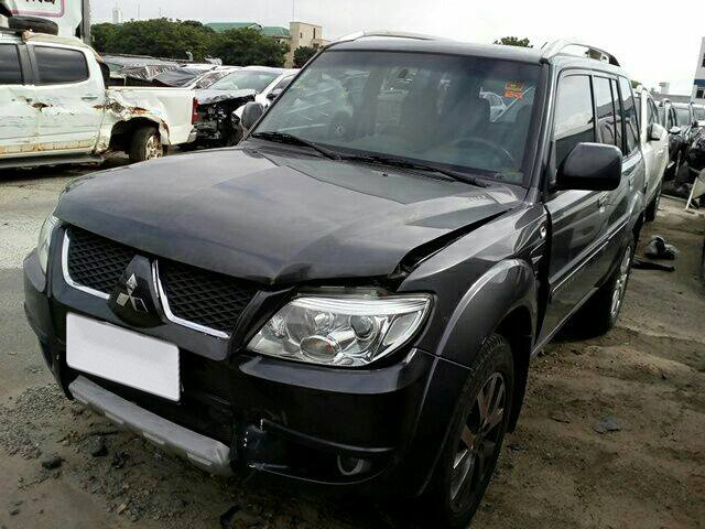 LOTE 036 Mitsubishi Pajero TR4 2.0 16V 4x2 2014